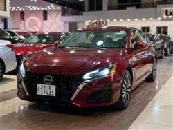 نیسان ئەلتیما